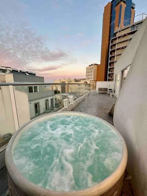 Paceville Sea View Penthouse With Jacuzzi! San Giuliano Malta