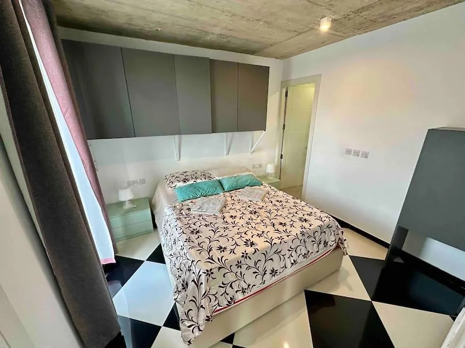 Paceville Sea View Penthouse With Jacuzzi! San Giuliano Appartamento